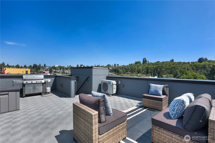 Property photo for 5560 15th Avenue S, Seattle photo 19