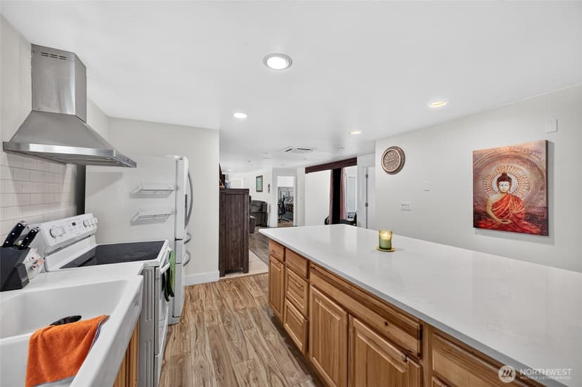 Property photo for 15818 SE 287th Street, Kent photo 13