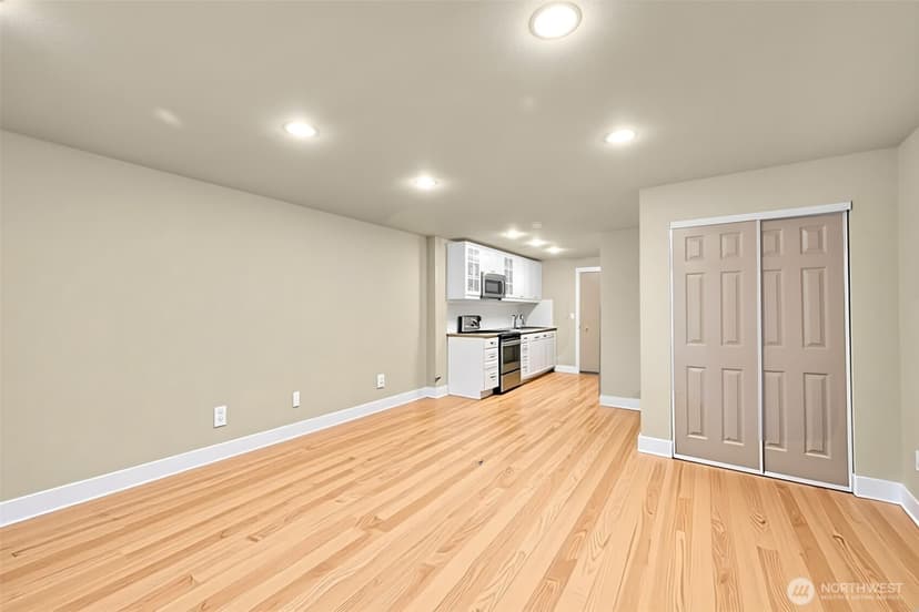 Property photo for 2939 76th Avenue SE #41B, Mercer Island photo 7