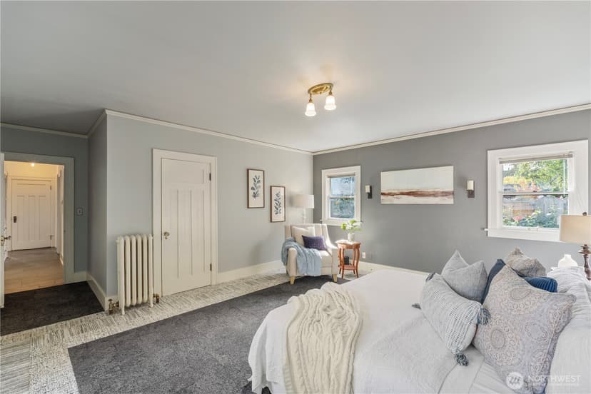 Property photo for 3117 Broadway E, Seattle photo 14