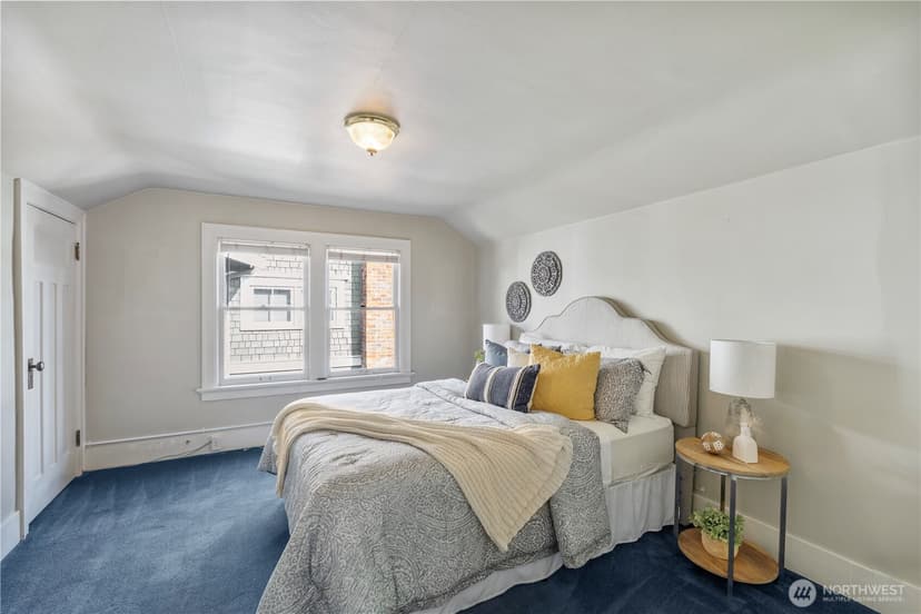 Property photo for 3117 Broadway E, Seattle photo 22
