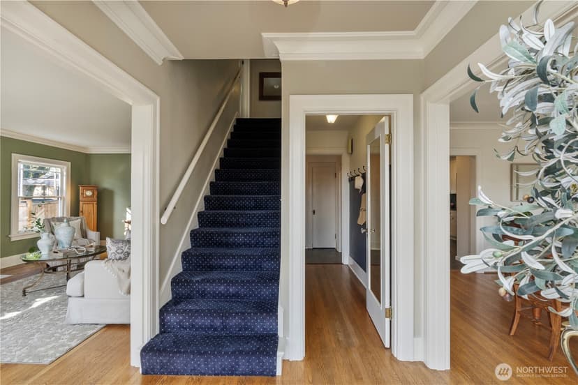Property photo for 3117 Broadway E, Seattle photo 18