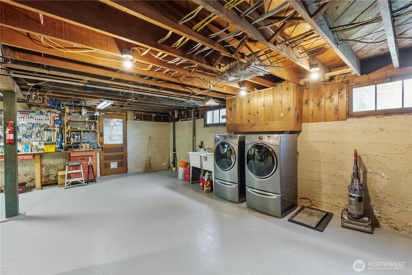 Property photo for 3117 Broadway E, Seattle photo 26