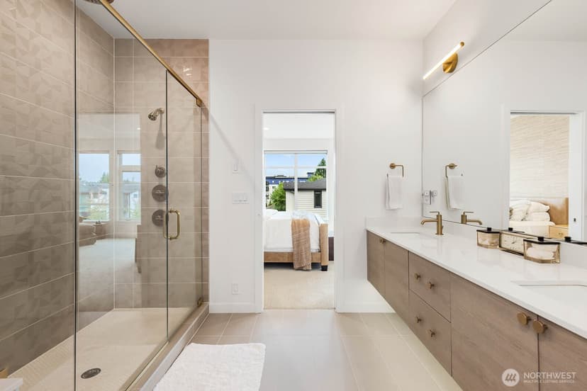 Property photo for 18303 96th Avenue NE #B, Bothell photo 23