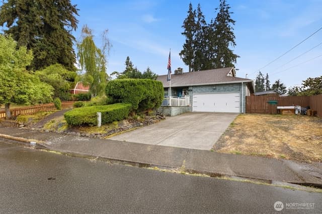 Property photo for 3210 Scenic Drive SE, Auburn photo 4
