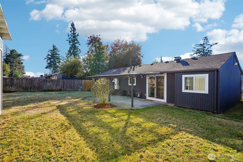 Property photo for 30628 2nd Avenue SW, Federal Way photo 4