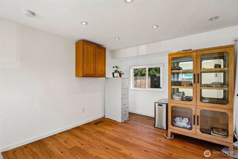 Property photo for 30628 2nd Avenue SW, Federal Way photo 12