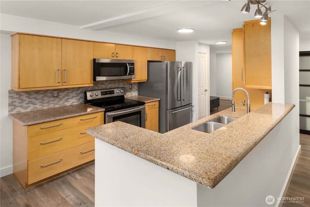Property photo for 107 20th Avenue #209, Seattle