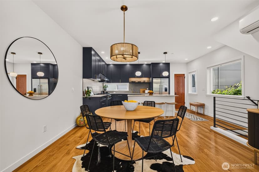 Property photo for 3649 Francis Avenue N #B, Seattle photo 11