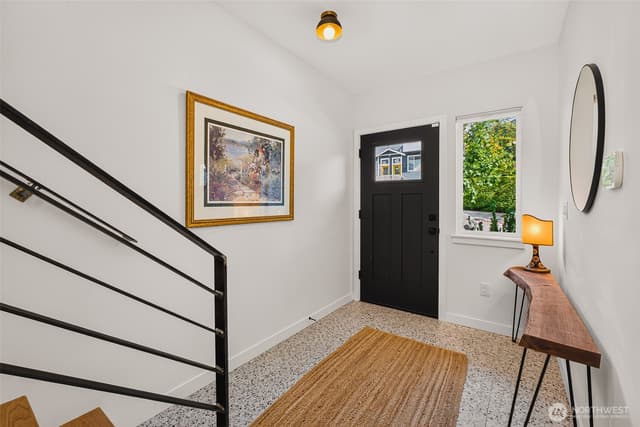 Property photo for 3649 Francis Avenue N #B, Seattle photo 5