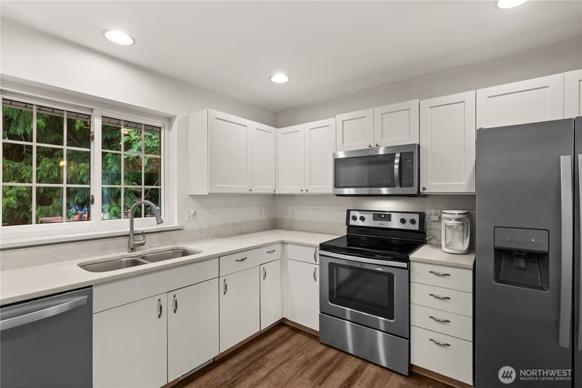 Property photo for 21828 SE 236th Place, Maple Valley photo 12