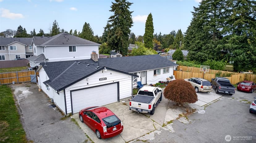 Property photo for 19907 33rd Avenue S, SeaTac photo 13