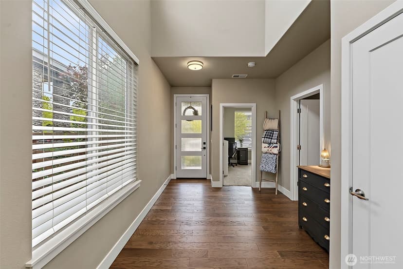 Property photo for 14708 199th Avenue E, Bonney Lake photo 7