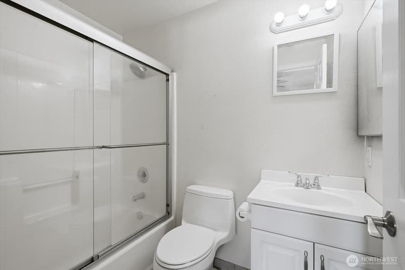 Property photo for 7019 210th Street SW #4, Lynnwood photo 13