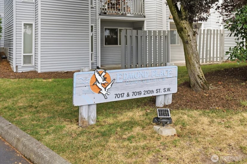 Property photo for 7019 210th Street SW #4, Lynnwood photo 23