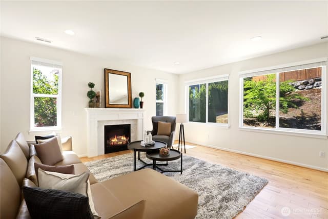 Property photo for 10922 NE 194th Drive, Bothell photo 5