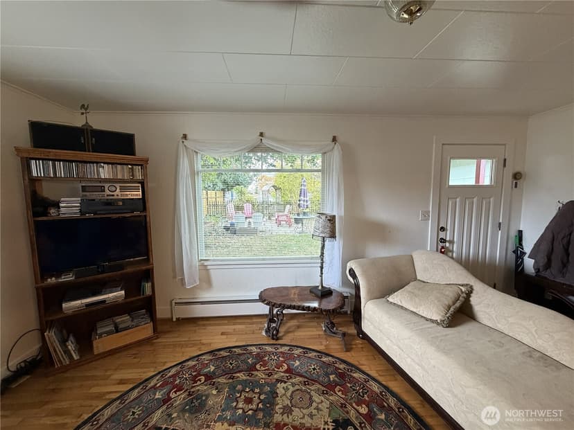Property photo for 1927 Wetmore Avenue, Everett photo 5