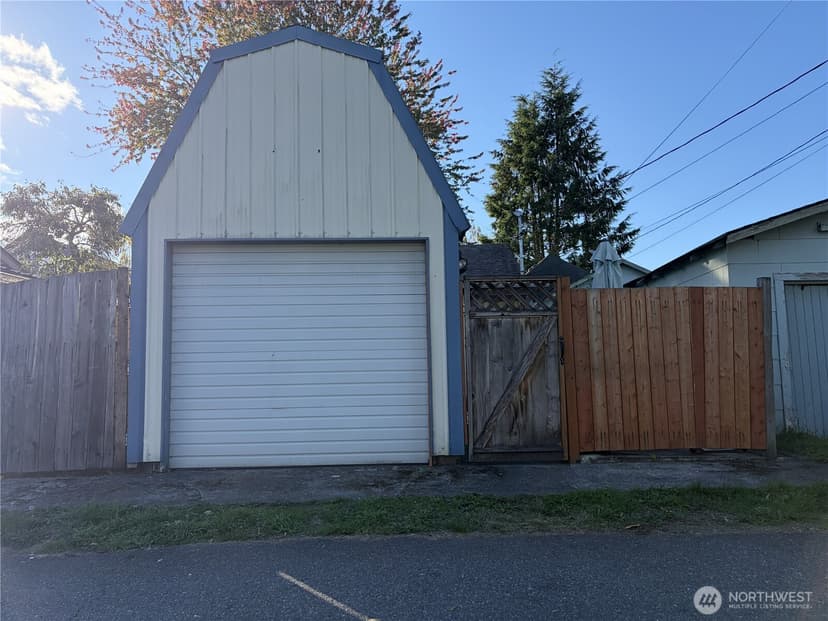 Property photo for 1927 Wetmore Avenue, Everett photo 25