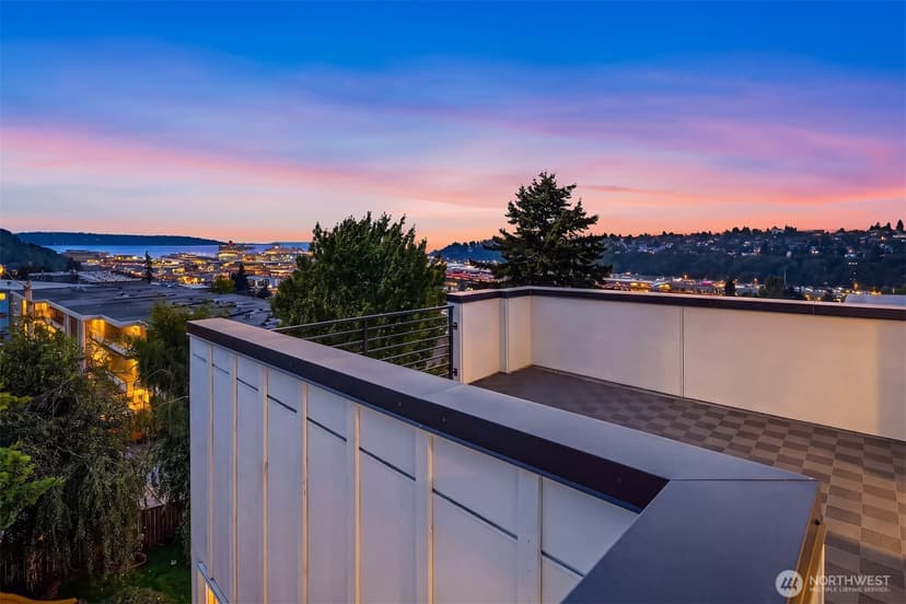 Property photo for 2538 14th Avenue W #E, Seattle photo 17