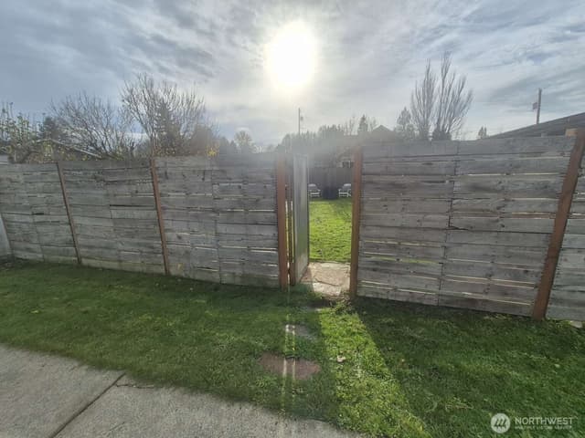 Property photo for 931 Mill Avenue, Snohomish photo 4