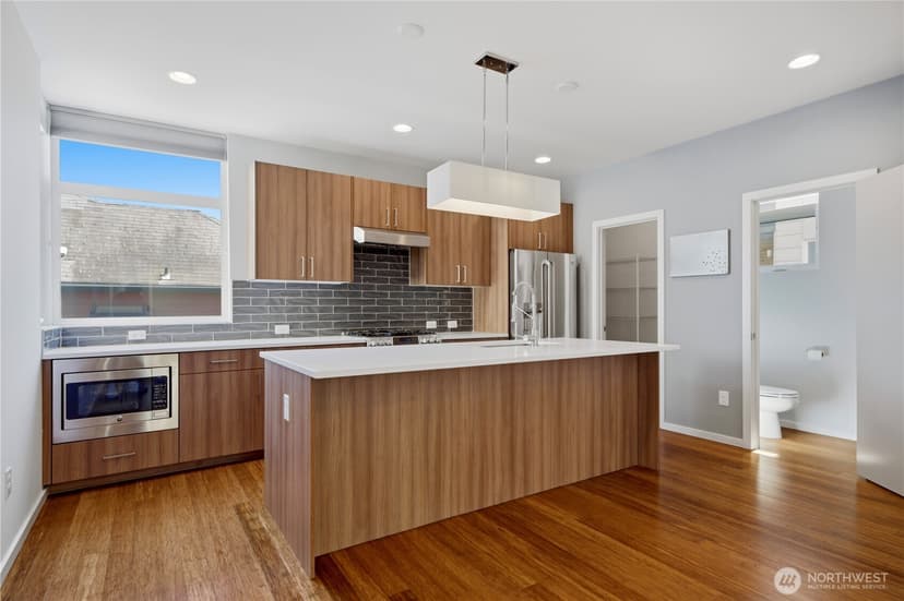 Property photo for 2247 NW 64th Street, Seattle photo 10