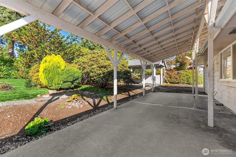 Property photo for 1129 Madison Avenue N, Bainbridge Island photo 11