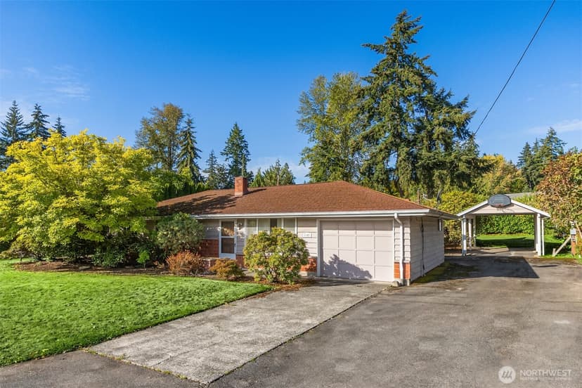 Property photo for 1129 Madison Avenue N, Bainbridge Island photo 3