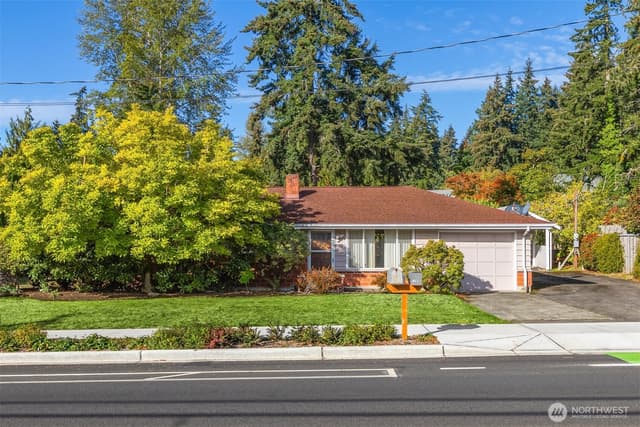 Property photo for 1129 Madison Avenue N, Bainbridge Island