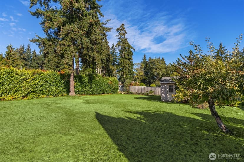 Property photo for 1129 Madison Avenue N, Bainbridge Island photo 12
