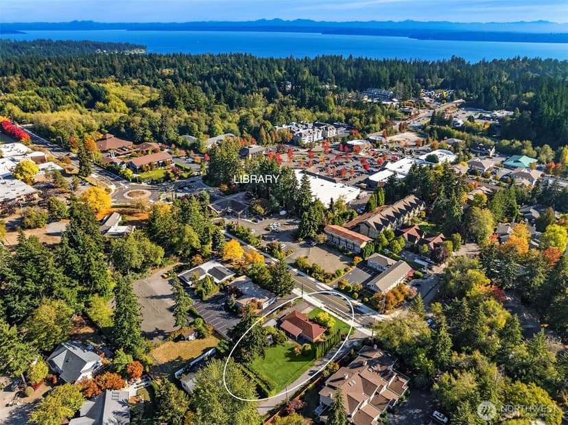 Property photo for 1129 Madison Avenue N, Bainbridge Island photo 18