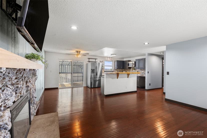 Property photo for 2854 Seiford Avenue SE, Port Orchard photo 11