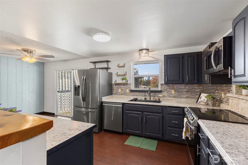 Property photo for 2854 Seiford Avenue SE, Port Orchard photo 13