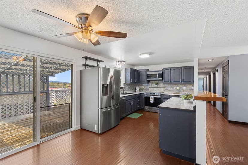 Property photo for 2854 Seiford Avenue SE, Port Orchard photo 15