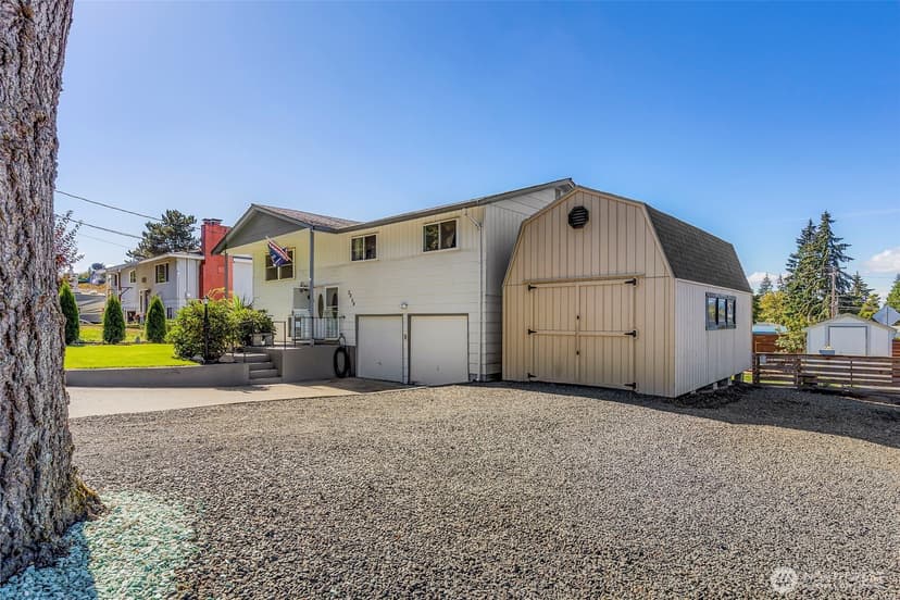 Property photo for 2854 Seiford Avenue SE, Port Orchard photo 3