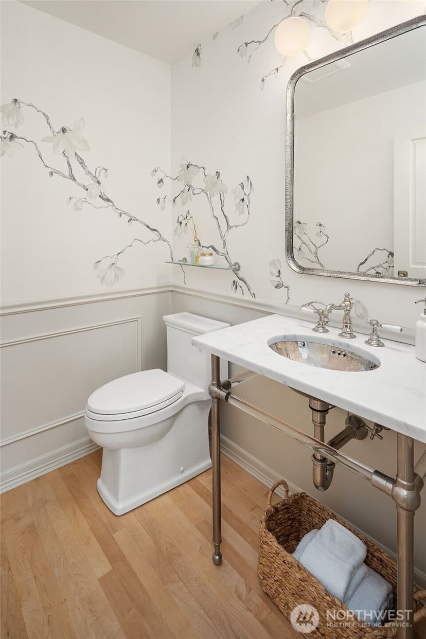 Property photo for 1624 8th Avenue W, Seattle photo 14