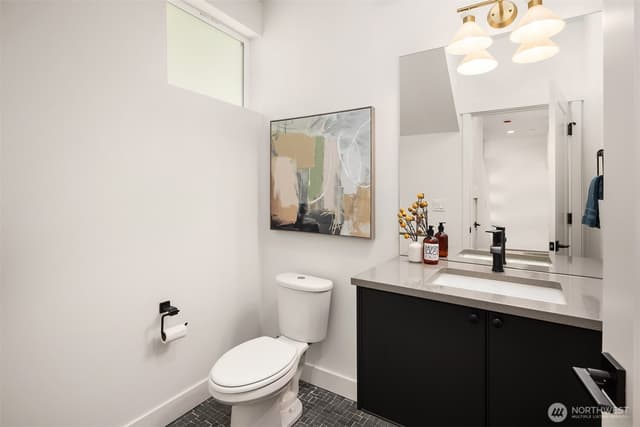 Property photo for 1713 17th Avenue, Seattle photo 3