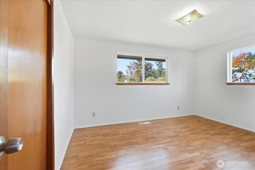 Property photo for 2412 N Cheyenne Street, Tacoma photo 12