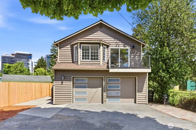 Property photo for 814 NE 185th, Shoreline photo 4