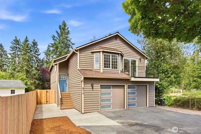 Property photo for 814 NE 185th, Shoreline photo 3