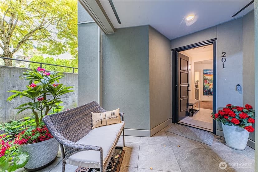 Property photo for 121 Lakeside Avenue #201, Seattle photo 19