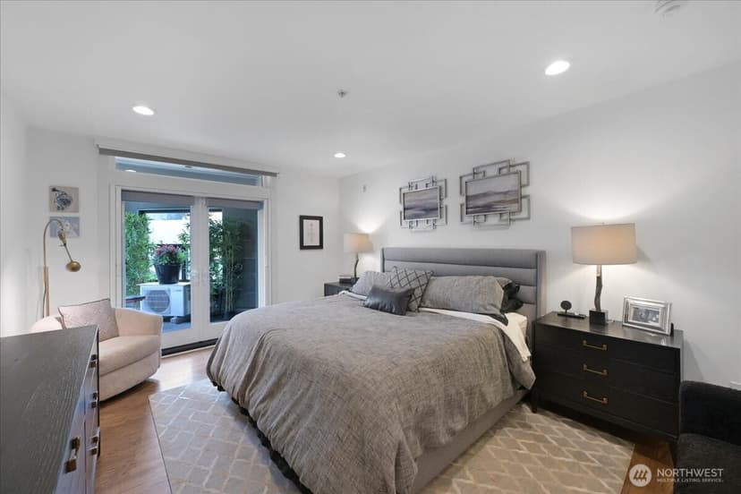 Property photo for 121 Lakeside Avenue #201, Seattle photo 7