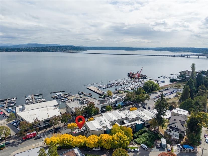 Property photo for 121 Lakeside Avenue #201, Seattle photo 23