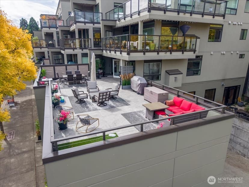 Property photo for 121 Lakeside Avenue #201, Seattle photo 16