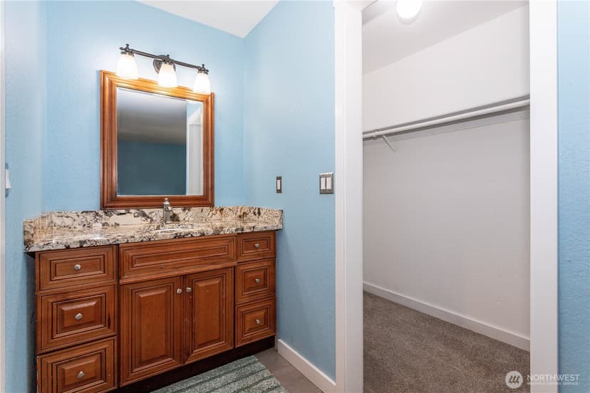 Property photo for 126 W Casino Rd #9, Everett photo 18