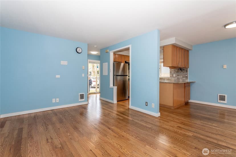Property photo for 126 W Casino Rd #9, Everett photo 4