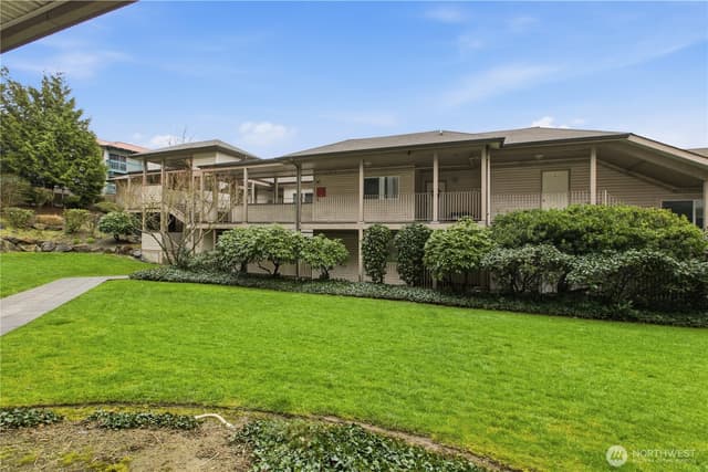 Property photo for 15310 Macadam Road S #A204, Tukwila photo 3