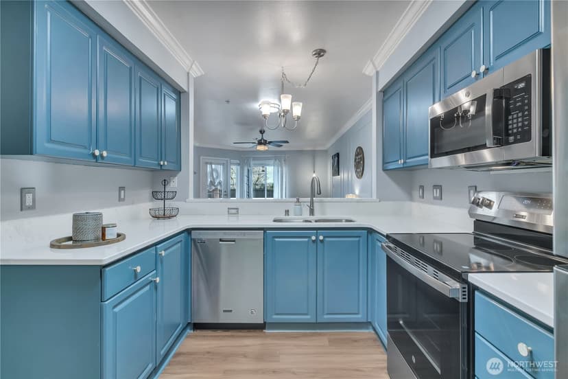 Property photo for 15310 Macadam Road S #A204, Tukwila photo 12