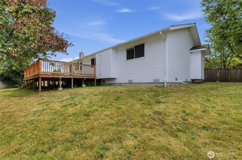 Property photo for 4627 127th Pl Place SE, Everett photo 27