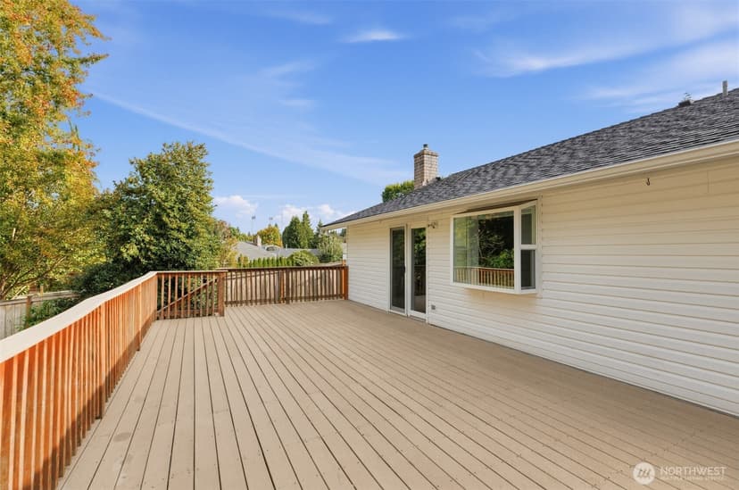Property photo for 4627 127th Pl Place SE, Everett photo 11