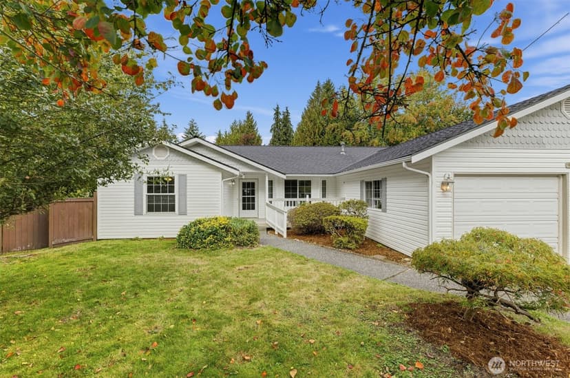 Property photo for 4627 127th Pl Place SE, Everett photo 3